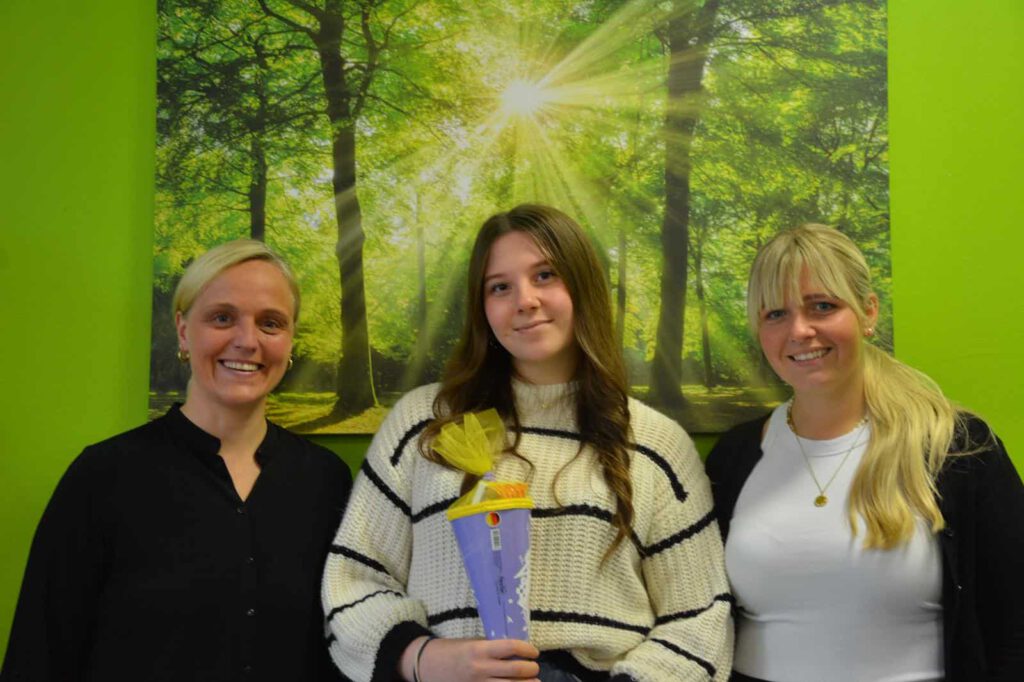 Zum Schulstart 2025/2026 geht die KIG mit 3 Auszubildenen ins neue Schuljahr